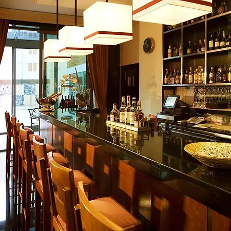 里尔欧拉斯酒店 酒店