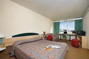 里尔欧拉斯酒店 4*