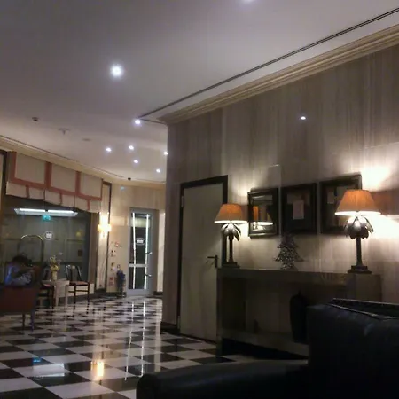 里尔欧拉斯酒店